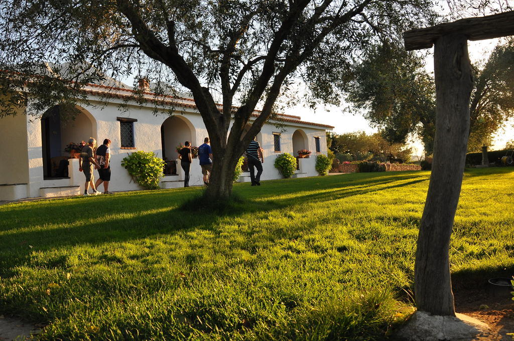 Agriturismo Guthiddai โอเลียนา ภายนอก รูปภาพ